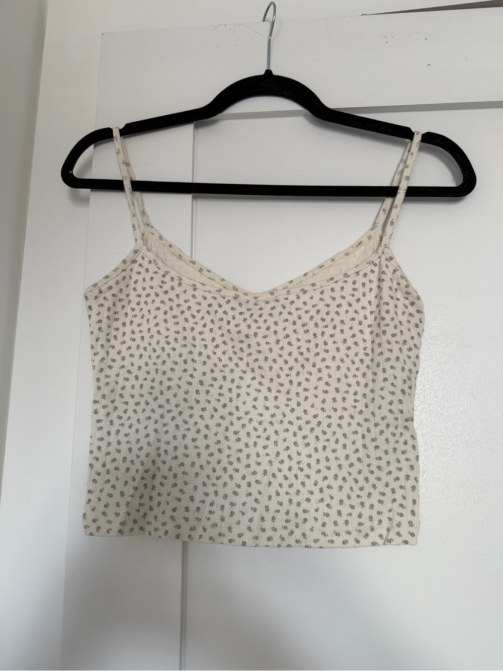 Brandy Melville Cream Floral Spaghetti Cami - Picture 2 of 3